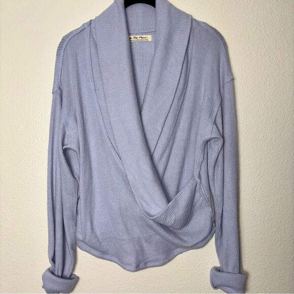 We the Free Hold Me Close Pullover sweater Women's Medium Sky Blue Purple - Picture 7 of 16